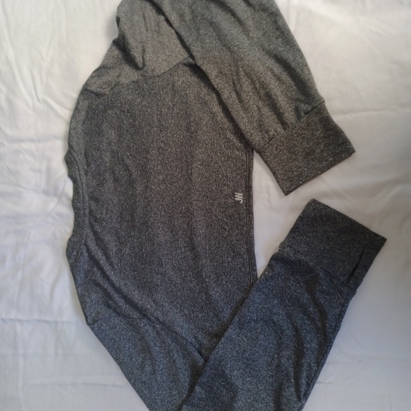 Jason Wu Women's Long Sleeve Athletic Shirt Cropped Gray Athleisure - Picture 4 of 8